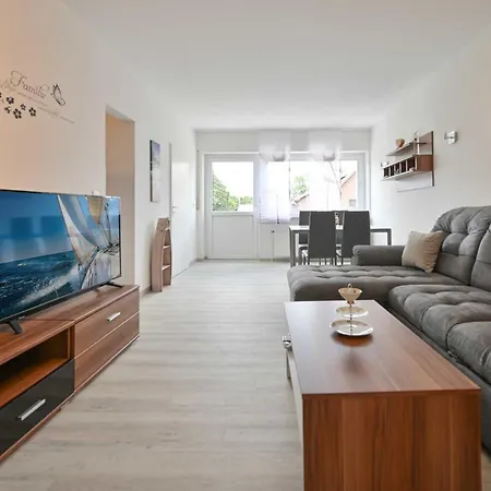 Apartment Rosel's Traumhaus 4 *
